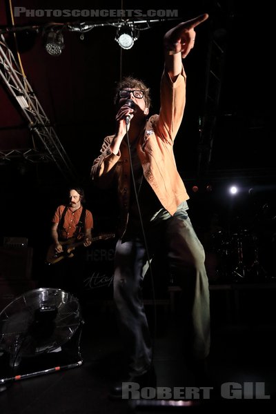 YARD ACT - 2024-04-05 - PARIS - Cabaret Sauvage - 